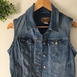 Levi’s Women Jean Vest